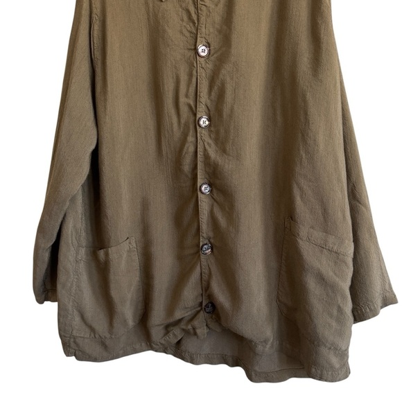 CP Shades 100% Rayon Brown Double Pocket Button Down, Size M - Picture 3 of 7